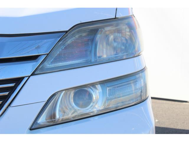 ヴェルファイア ２．４Ｚ　Ｇエディション　純正後席モニター　純正８インチナビ　フルセグ　アラウンドビューカメラ　両側電動スライド　オプションサウンドシステム　クルーズコントロール　コーナーセンサー　１００Ｖ電源　電動リアゲート　パワーシート（12枚目）