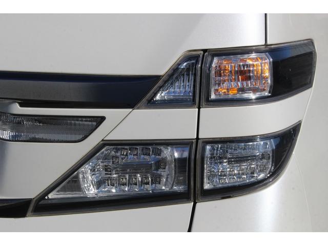 ヴェルファイア ２．４Ｚ　Ｇエディション　純正後席モニター　純正８インチナビ　フルセグ　アラウンドビューカメラ　両側電動スライド　オプションサウンドシステム　クルーズコントロール　コーナーセンサー　１００Ｖ電源　電動リアゲート　パワーシート（13枚目）