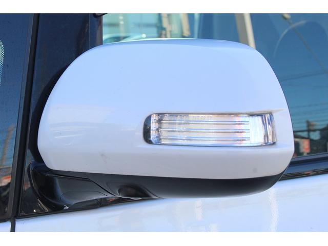 ヴェルファイア ２．４Ｚ　Ｇエディション　純正後席モニター　純正８インチナビ　フルセグ　アラウンドビューカメラ　両側電動スライド　オプションサウンドシステム　クルーズコントロール　コーナーセンサー　１００Ｖ電源　電動リアゲート　パワーシート（30枚目）