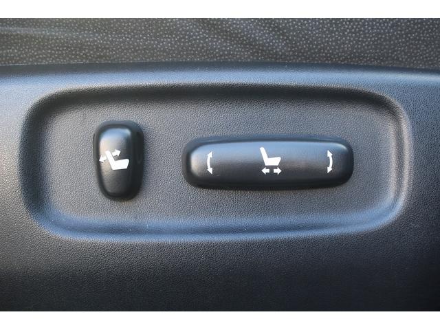 ヴェルファイア ２．４Ｚ　Ｇエディション　純正後席モニター　純正８インチナビ　フルセグ　アラウンドビューカメラ　両側電動スライド　オプションサウンドシステム　クルーズコントロール　コーナーセンサー　１００Ｖ電源　電動リアゲート　パワーシート（76枚目）