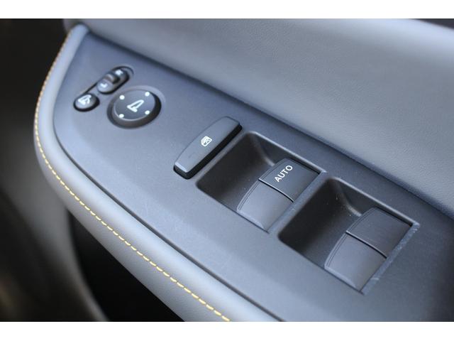 フィット ｅ：ＨＥＶ　ＲＳ　禁煙車　純正８インチナビ　フルセグ　バックカメラ　衝突軽減ブレーキ　運転支援システム　アダプティブクルーズコントロール　白線逸脱警報　パーキングアラート　ホールド機能付ブレーキ　ビルドインＥＴＣ２．０（57枚目）