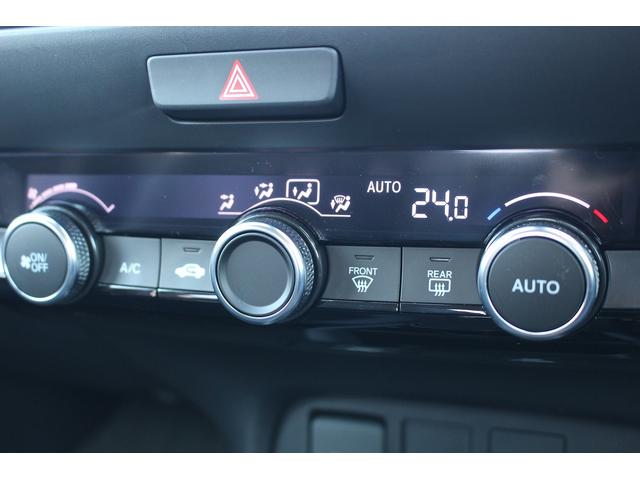 フィット ｅ：ＨＥＶ　ＲＳ　禁煙車　純正８インチナビ　フルセグ　バックカメラ　衝突軽減ブレーキ　運転支援システム　アダプティブクルーズコントロール　白線逸脱警報　パーキングアラート　ホールド機能付ブレーキ　ビルドインＥＴＣ２．０（63枚目）