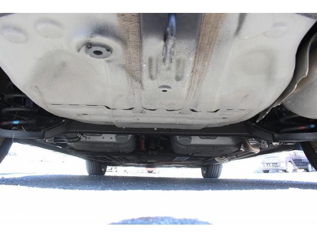 フィット ｅ：ＨＥＶ　ＲＳ　禁煙車　純正８インチナビ　フルセグ　バックカメラ　衝突軽減ブレーキ　運転支援システム　アダプティブクルーズコントロール　白線逸脱警報　パーキングアラート　ホールド機能付ブレーキ　ビルドインＥＴＣ２．０（70枚目）