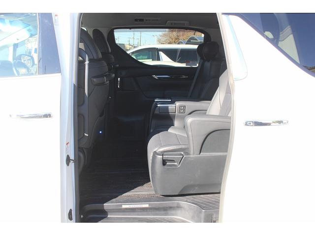 アルファード ２．５Ｓ　Ｃパッケージ　後期型　禁煙車　１２インチフリップダウンモニター　純正１０インチナビ　フルセグ　バックカメラ　両側電動スライド　パワーバックドア　衝突軽減ブレーキ　運転支援システム　ステアリング連動ヘッドランプ（52枚目）