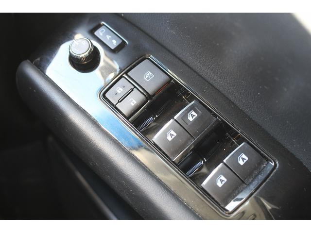 アルファード ２．５Ｓ　Ｃパッケージ　後期型　禁煙車　１２インチフリップダウンモニター　純正１０インチナビ　フルセグ　バックカメラ　両側電動スライド　パワーバックドア　衝突軽減ブレーキ　運転支援システム　ステアリング連動ヘッドランプ（61枚目）