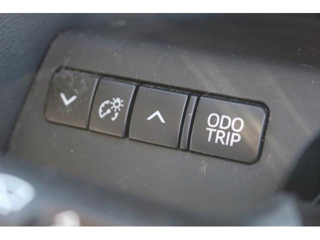 アルファード ２．５Ｓ　Ｃパッケージ　後期型　禁煙車　１２インチフリップダウンモニター　純正１０インチナビ　フルセグ　バックカメラ　両側電動スライド　パワーバックドア　衝突軽減ブレーキ　運転支援システム　ステアリング連動ヘッドランプ（64枚目）