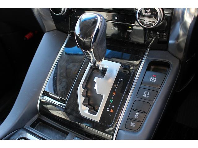 アルファード ２．５Ｓ　Ｃパッケージ　後期型　禁煙車　１２インチフリップダウンモニター　純正１０インチナビ　フルセグ　バックカメラ　両側電動スライド　パワーバックドア　衝突軽減ブレーキ　運転支援システム　ステアリング連動ヘッドランプ（69枚目）