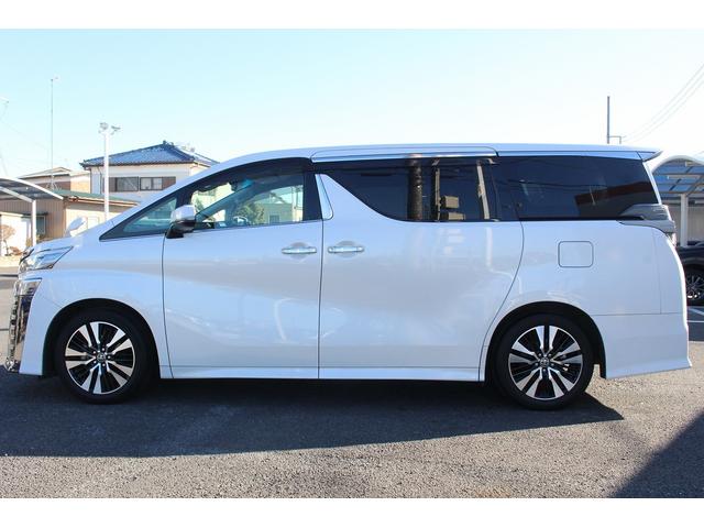 ヴェルファイア ２．５Ｚ　Ｇエディション　後期型　ワンオーナー　禁煙車　純正１０インチナビ　フルセグ　バックカメラ　１３インチフリップダウンモニター　栗革シート　シート＆ステアリングヒーター　シートエアコン　衝突軽減　運転支援　両側電動（11枚目）