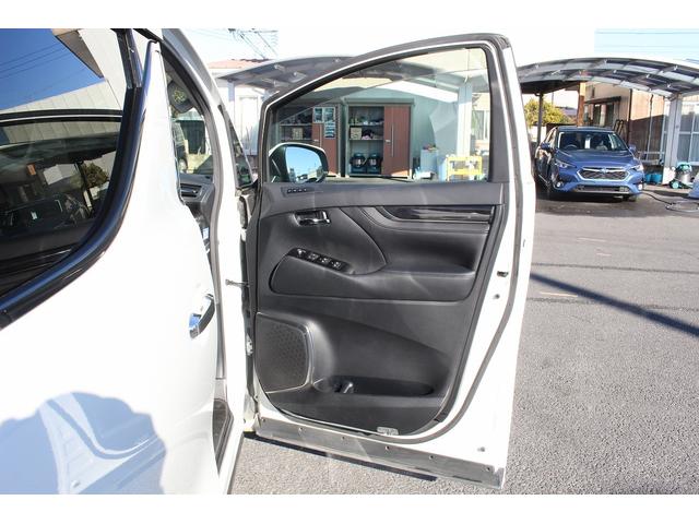 ヴェルファイア ２．５Ｚ　Ｇエディション　後期型　ワンオーナー　禁煙車　純正１０インチナビ　フルセグ　バックカメラ　１３インチフリップダウンモニター　栗革シート　シート＆ステアリングヒーター　シートエアコン　衝突軽減　運転支援　両側電動（41枚目）