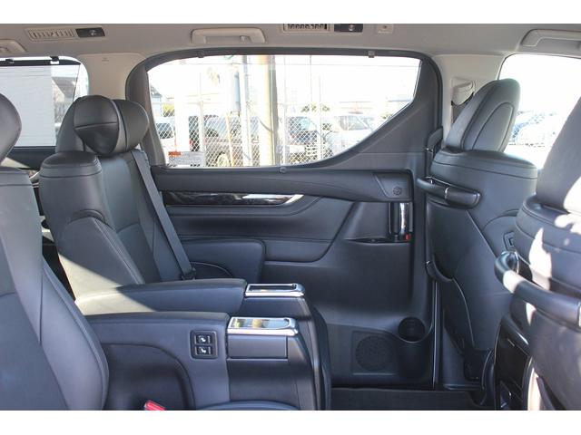 ヴェルファイア ２．５Ｚ　Ｇエディション　後期型　ワンオーナー　禁煙車　純正１０インチナビ　フルセグ　バックカメラ　１３インチフリップダウンモニター　栗革シート　シート＆ステアリングヒーター　シートエアコン　衝突軽減　運転支援　両側電動（42枚目）