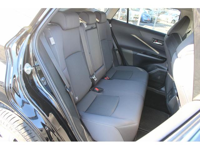 ハリアー Ｓ　ワンオーナー　純正８インチディスプレイオーディオ　セーフティセンス衝突回避支援パッケージ　パーキングサポートブレーキ　フルセグＴＶ　バックカメラ　カープレイ接続　ビルドインＥＴＣ　純正１７インチＡＷ（16枚目）