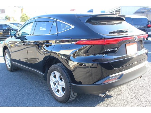 ハリアー Ｓ　ワンオーナー　純正８インチディスプレイオーディオ　セーフティセンス衝突回避支援パッケージ　パーキングサポートブレーキ　フルセグＴＶ　バックカメラ　カープレイ接続　ビルドインＥＴＣ　純正１７インチＡＷ（23枚目）