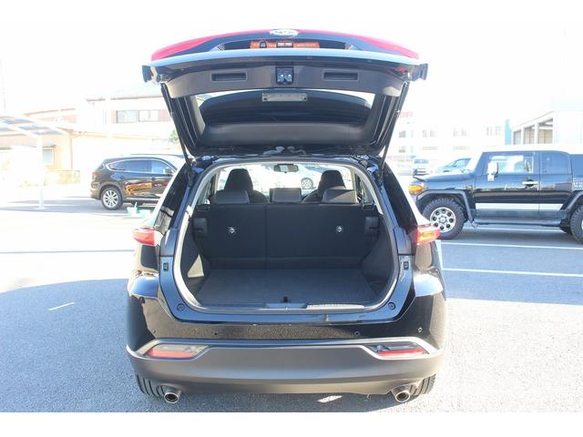 ハリアー Ｓ　ワンオーナー　純正８インチディスプレイオーディオ　セーフティセンス衝突回避支援パッケージ　パーキングサポートブレーキ　フルセグＴＶ　バックカメラ　カープレイ接続　ビルドインＥＴＣ　純正１７インチＡＷ（42枚目）