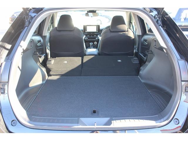 ハリアー Ｓ　ワンオーナー　純正８インチディスプレイオーディオ　セーフティセンス衝突回避支援パッケージ　パーキングサポートブレーキ　フルセグＴＶ　バックカメラ　カープレイ接続　ビルドインＥＴＣ　純正１７インチＡＷ（43枚目）