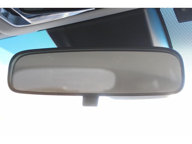 ハリアー Ｓ　ワンオーナー　純正８インチディスプレイオーディオ　セーフティセンス衝突回避支援パッケージ　パーキングサポートブレーキ　フルセグＴＶ　バックカメラ　カープレイ接続　ビルドインＥＴＣ　純正１７インチＡＷ（64枚目）