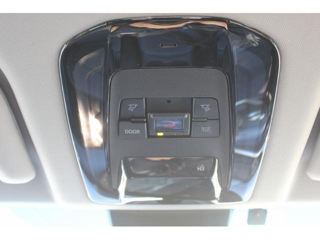 ハリアー Ｓ　ワンオーナー　純正８インチディスプレイオーディオ　セーフティセンス衝突回避支援パッケージ　パーキングサポートブレーキ　フルセグＴＶ　バックカメラ　カープレイ接続　ビルドインＥＴＣ　純正１７インチＡＷ（66枚目）