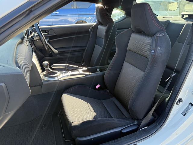 同業者様への販売はお断りさせていただきます。　車検無し車両の場合は、車検を取得したお支払い総額で表示しております。