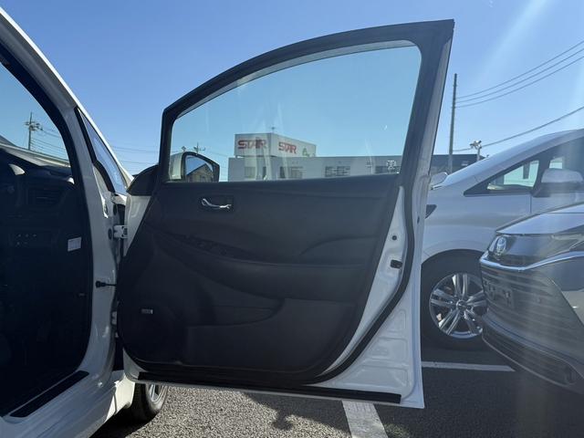 リーフ ｅ＋　Ｇ　純正９インチナビ　フルセグ　アラウンドビューモニター　シートヒーター　ステアリングヒーター　衝突軽減ブレーキ　運転支援システム　レーダークルーズ　ＢＯＳＥサウンドシステム（34枚目）