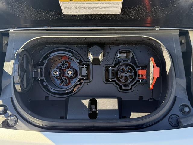 リーフ ｅ＋　Ｇ　純正９インチナビ　フルセグ　アラウンドビューモニター　シートヒーター　ステアリングヒーター　衝突軽減ブレーキ　運転支援システム　レーダークルーズ　ＢＯＳＥサウンドシステム（68枚目）