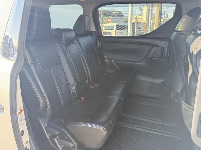 アルファード ２．５Ｓ　禁煙車　ツインサンルーフ　純正１２インチ後席モニター　純正９型ナビ　両側電装スライドドア　フルセグ　バックカメラ　衝突軽減ブレーキ　ビルトインＥＴＣ２．０　アダプティブクルーズコントロール（33枚目）