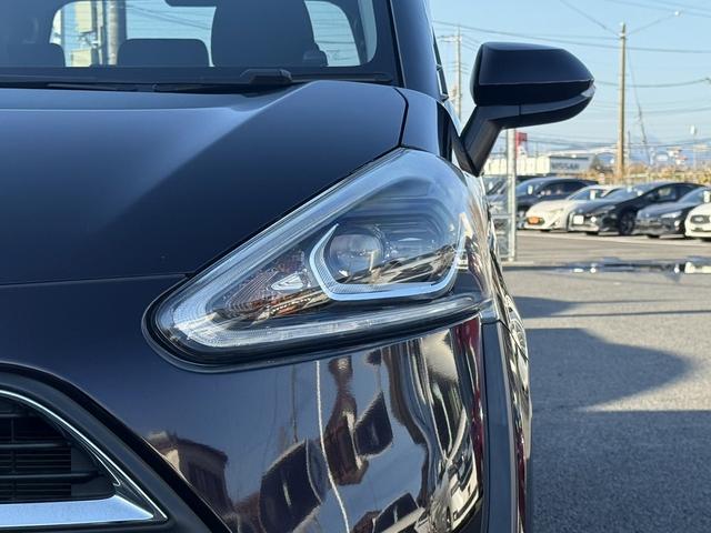 シエンタ Ｇ　禁煙車　純正ナビ　フルセグ　バックカメラ　両側電動スライドドア　衝突軽減ブレーキ　白線逸脱警報　オートハイビーム　ハーフレザーシート　革巻きハンドル　純正ビルトインＥＴＣ　フォグ　ＬＥＤヘッドライト（17枚目）