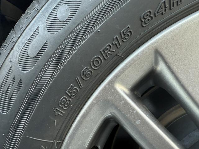 シエンタ Ｇ　禁煙車　純正ナビ　フルセグ　バックカメラ　両側電動スライドドア　衝突軽減ブレーキ　白線逸脱警報　オートハイビーム　ハーフレザーシート　革巻きハンドル　純正ビルトインＥＴＣ　フォグ　ＬＥＤヘッドライト（67枚目）