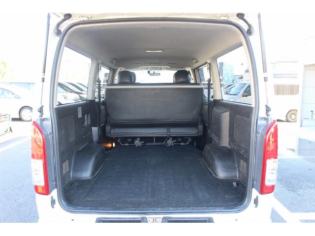 ハイエースバン ロングスーパーＧＬ　純正ナビ　フルセグ　バックカメラ　１００Ｖ電源　両側スライドドア　ＥＴＣ　フォグライト　キーレスエントリー　ステアリングリモコン　電動格納ミラー　オートエアコン　リアエアコン（35枚目）