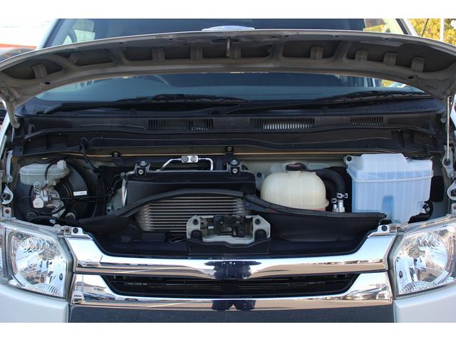 ハイエースバン ロングスーパーＧＬ　純正ナビ　フルセグ　バックカメラ　１００Ｖ電源　両側スライドドア　ＥＴＣ　フォグライト　キーレスエントリー　ステアリングリモコン　電動格納ミラー　オートエアコン　リアエアコン（72枚目）