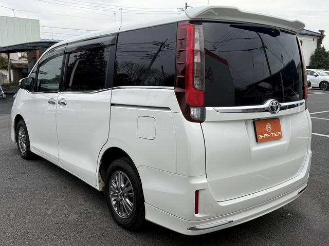 エスクァイア Ｇｉ　禁煙車　純正ナビ　両側電動スライドドア　衝突軽減ブレーキ　フルセグ　バックカメラ　黒革シート　クルーズコントロール　レーンキープ　アイドリングストップ　ビルドインＥＴＣ　ＬＥＤヘッドライト（24枚目）