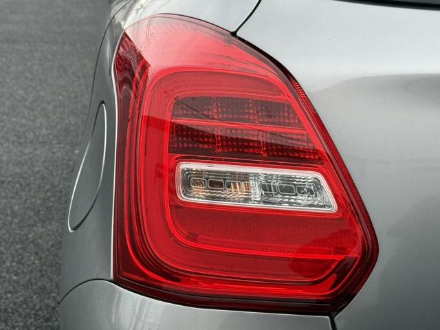 スイフト ＲＳ　５ＭＴ　セーフティーパッケージ　純正８インチナビ　フルセグ　衝突軽減ブレーキ　アダプティブクルーズコントロール　シートヒーター　純正１６インチアルミホイール　レーンアシスト　スマートキー　オートライト（28枚目）