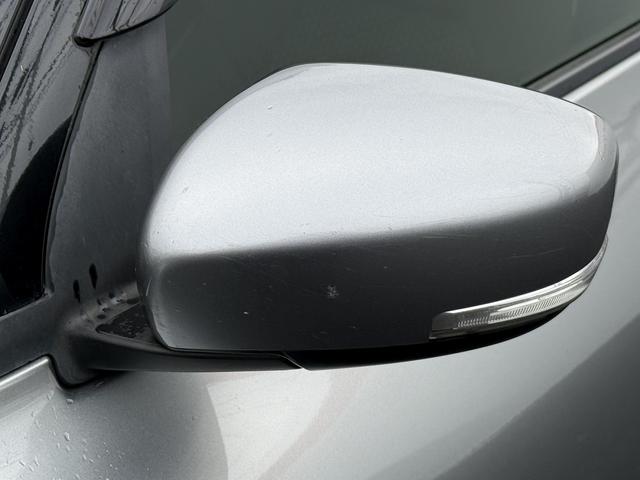 スイフト ＲＳ　５ＭＴ　セーフティーパッケージ　純正８インチナビ　フルセグ　衝突軽減ブレーキ　アダプティブクルーズコントロール　シートヒーター　純正１６インチアルミホイール　レーンアシスト　スマートキー　オートライト（30枚目）