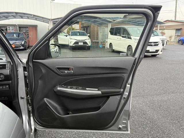 スイフト ＲＳ　５ＭＴ　セーフティーパッケージ　純正８インチナビ　フルセグ　衝突軽減ブレーキ　アダプティブクルーズコントロール　シートヒーター　純正１６インチアルミホイール　レーンアシスト　スマートキー　オートライト（37枚目）