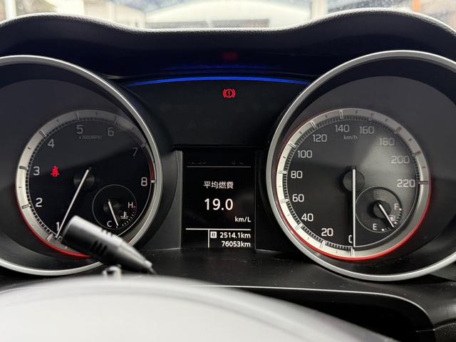 スイフト ＲＳ　５ＭＴ　セーフティーパッケージ　純正８インチナビ　フルセグ　衝突軽減ブレーキ　アダプティブクルーズコントロール　シートヒーター　純正１６インチアルミホイール　レーンアシスト　スマートキー　オートライト（51枚目）