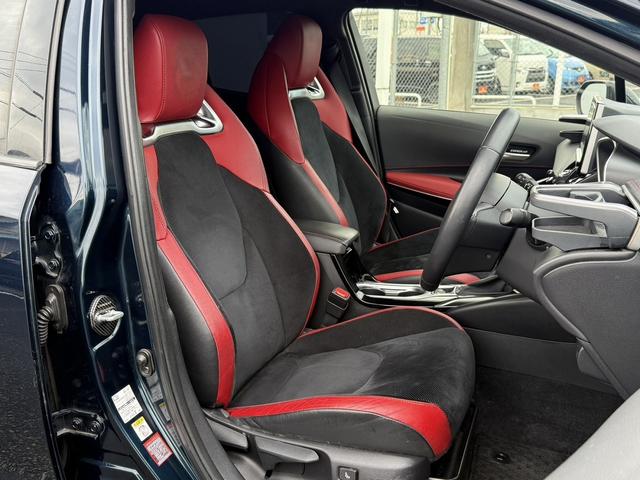 カローラスポーツ ハイブリッドＧ　Ｚ　純正９インチナビ　フルセグ　バックカメラ　アダプティブクルーズコントロール　シートヒーター　ハーフレザー　衝突軽減ブレーキ　ビルドインＥＴＣ　レーンアシスト　ＤＶＤプレイヤー　横滑り防止装置（15枚目）