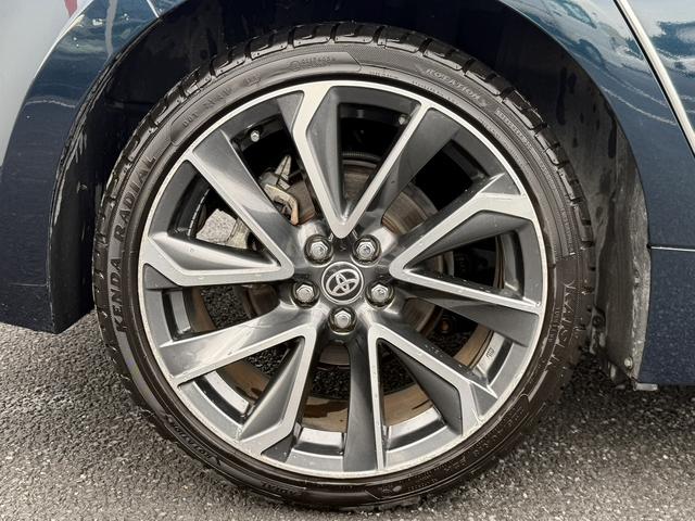 カローラスポーツ ハイブリッドＧ　Ｚ　純正９インチナビ　フルセグ　バックカメラ　アダプティブクルーズコントロール　シートヒーター　ハーフレザー　衝突軽減ブレーキ　ビルドインＥＴＣ　レーンアシスト　ＤＶＤプレイヤー　横滑り防止装置（31枚目）