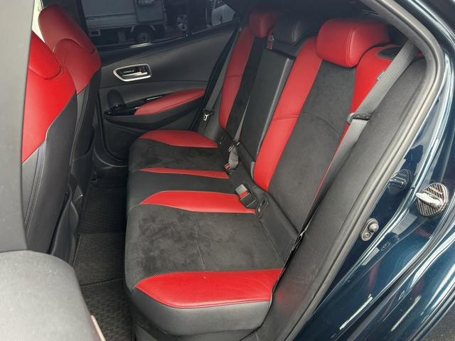 カローラスポーツ ハイブリッドＧ　Ｚ　純正９インチナビ　フルセグ　バックカメラ　アダプティブクルーズコントロール　シートヒーター　ハーフレザー　衝突軽減ブレーキ　ビルドインＥＴＣ　レーンアシスト　ＤＶＤプレイヤー　横滑り防止装置（48枚目）