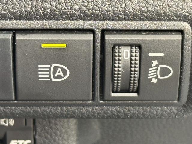 カローラスポーツ ハイブリッドＧ　Ｚ　純正９インチナビ　フルセグ　バックカメラ　アダプティブクルーズコントロール　シートヒーター　ハーフレザー　衝突軽減ブレーキ　ビルドインＥＴＣ　レーンアシスト　ＤＶＤプレイヤー　横滑り防止装置（54枚目）