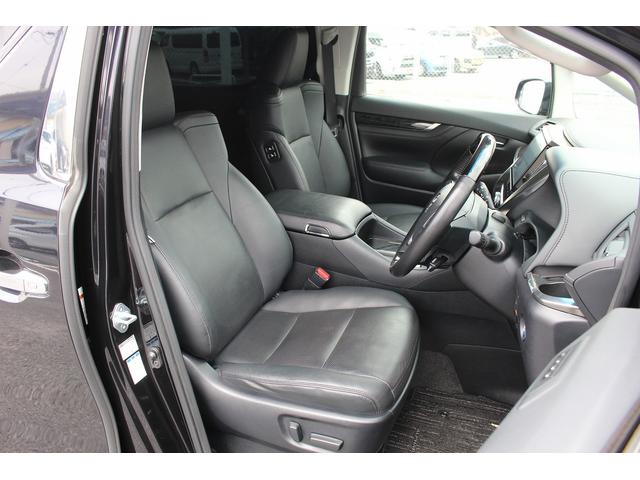 アルファードハイブリッド ＳＲ　禁煙車　ツインサンルーフ　純正１０インチナビ　ユニバーサルステップ　フルセグ　バックカメラ　電動リアゲート　両側電動スライドドア　黒革シート　シートエアコン・ヒーター　アダプティブクルーズコントロール（15枚目）