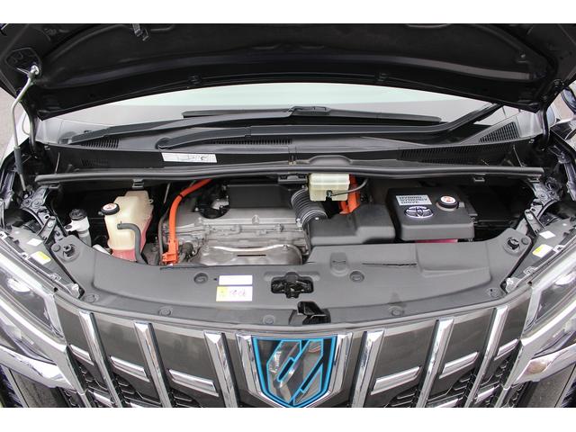 アルファードハイブリッド ＳＲ　禁煙車　ツインサンルーフ　純正１０インチナビ　ユニバーサルステップ　フルセグ　バックカメラ　電動リアゲート　両側電動スライドドア　黒革シート　シートエアコン・ヒーター　アダプティブクルーズコントロール（18枚目）