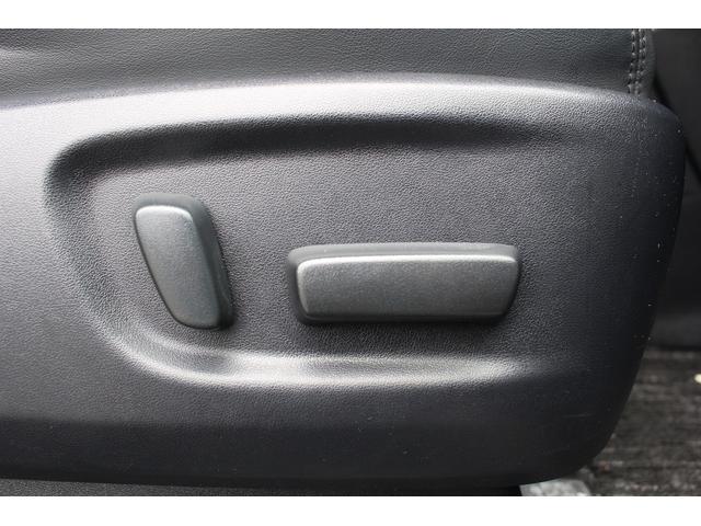 アルファードハイブリッド ＳＲ　禁煙車　ツインサンルーフ　純正１０インチナビ　ユニバーサルステップ　フルセグ　バックカメラ　電動リアゲート　両側電動スライドドア　黒革シート　シートエアコン・ヒーター　アダプティブクルーズコントロール（55枚目）