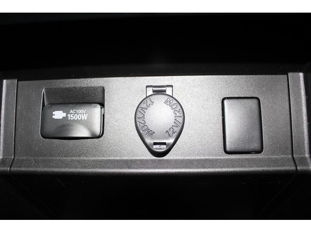 アルファードハイブリッド ＳＲ　禁煙車　ツインサンルーフ　純正１０インチナビ　ユニバーサルステップ　フルセグ　バックカメラ　電動リアゲート　両側電動スライドドア　黒革シート　シートエアコン・ヒーター　アダプティブクルーズコントロール（74枚目）