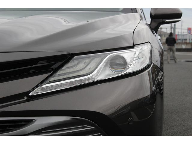 カムリ Ｇレザーパッケージ　１０インチディスプレイ　ＯＰベージュ革＆ブラウン内装　衝突軽減　運転支援システム　ブラインドスポット　レーダークルーズ　コーナーセンサー　ヒータ付きパワーシート　バックカメラ　オートマチックハイビーム（29枚目）