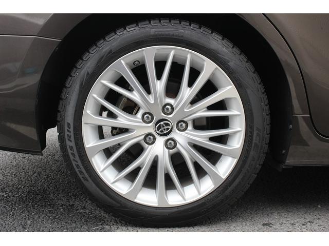 カムリ Ｇレザーパッケージ　１０インチディスプレイ　ＯＰベージュ革＆ブラウン内装　衝突軽減　運転支援システム　ブラインドスポット　レーダークルーズ　コーナーセンサー　ヒータ付きパワーシート　バックカメラ　オートマチックハイビーム（33枚目）