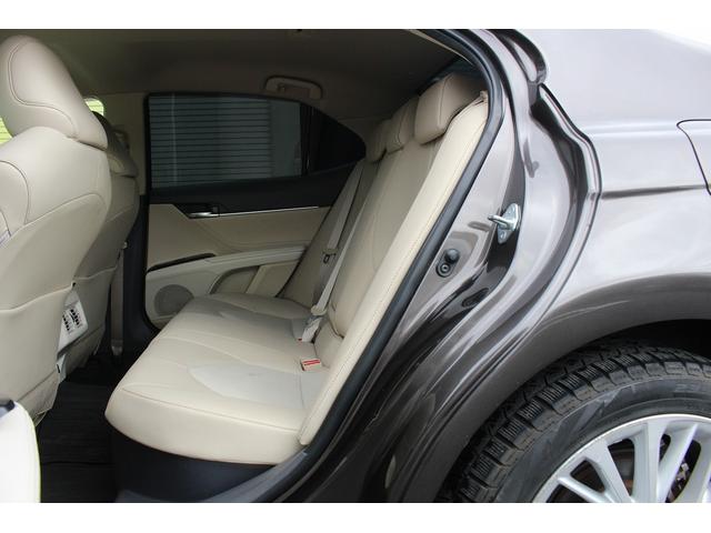 カムリ Ｇレザーパッケージ　１０インチディスプレイ　ＯＰベージュ革＆ブラウン内装　衝突軽減　運転支援システム　ブラインドスポット　レーダークルーズ　コーナーセンサー　ヒータ付きパワーシート　バックカメラ　オートマチックハイビーム（47枚目）