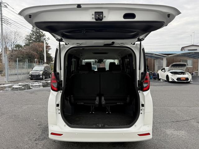 ノア Ｇ　純正８インチディスプレイ　両側電動スライドドア　フルセグ　バックカメラ　ビルドインＥＴＣ　衝突軽減ブレーキ　運転支援システム　アダプティブクルーズコントロール　ロードサイドアシスト　パーキングサポート（41枚目）