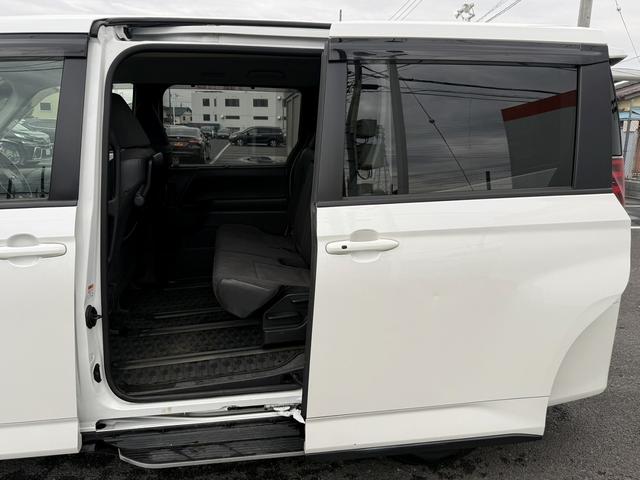 ノア Ｇ　純正８インチディスプレイ　両側電動スライドドア　フルセグ　バックカメラ　ビルドインＥＴＣ　衝突軽減ブレーキ　運転支援システム　アダプティブクルーズコントロール　ロードサイドアシスト　パーキングサポート（45枚目）