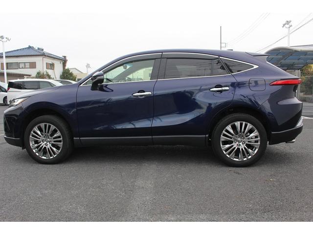 ハリアーハイブリッド Ｚ　禁煙車　パノラミックビューモニター　ＪＢＬサウンド　純正１２．３インチナビ　デジタルインナーミラー　フルセグ　ブラインドスポットモニター　置き充電　フルセグ　アダプティブクルーズコントロール（11枚目）