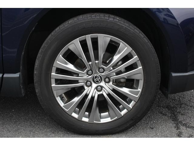 ハリアーハイブリッド Ｚ　禁煙車　パノラミックビューモニター　ＪＢＬサウンド　純正１２．３インチナビ　デジタルインナーミラー　フルセグ　ブラインドスポットモニター　置き充電　フルセグ　アダプティブクルーズコントロール（14枚目）