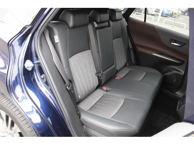 ハリアーハイブリッド Ｚ　禁煙車　パノラミックビューモニター　ＪＢＬサウンド　純正１２．３インチナビ　デジタルインナーミラー　フルセグ　ブラインドスポットモニター　置き充電　フルセグ　アダプティブクルーズコントロール（16枚目）