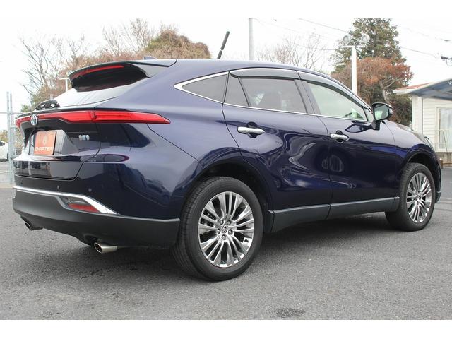 ハリアーハイブリッド Ｚ　禁煙車　パノラミックビューモニター　ＪＢＬサウンド　純正１２．３インチナビ　デジタルインナーミラー　フルセグ　ブラインドスポットモニター　置き充電　フルセグ　アダプティブクルーズコントロール（22枚目）